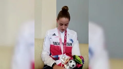Magnificent Munro wins first ever Paralympic GB Taekwondo medal Stock Footage 160146418