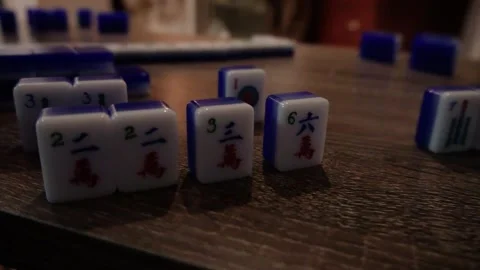 Mahjong tiles 動画素材 268137112