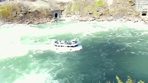 Maid of the Mist Tour Stock Footage 81576883