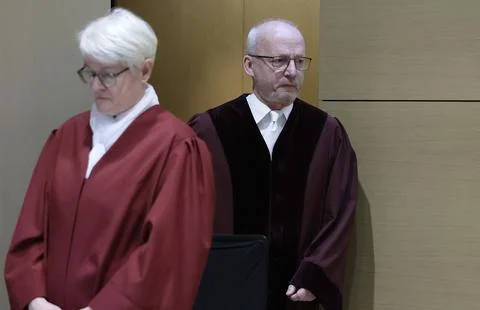 Main appeal hearing in the Lina E. case in Karlsruhe, Germany - 06 Feb 2025 Foto stock