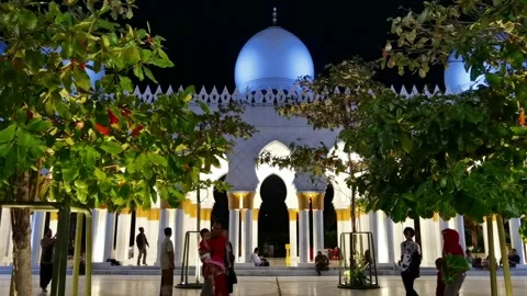 The main courtyard of the mosque is very large Stock Footage 297640208