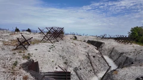 Main de Massiges WWI reconstructed trenches in Marne France 스톡 동영상 342351357
