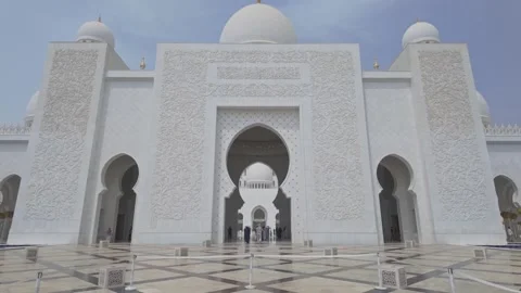Main Entrance Facade of the Sheikh Zayed Grand Mosque in Abu Dhabi Stock Footage 327900309