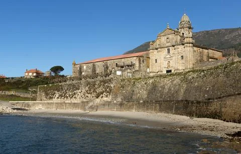 Main facade of the monastery of Oia Foto stock