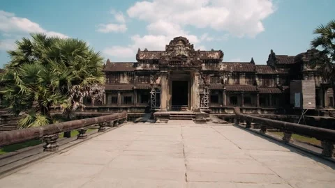 Main gate of the angkor wat temple complex in siem reap, cambodia. Famous khmer Stock Footage 325072926