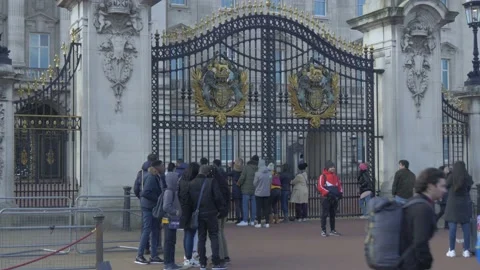 The Main Gate at Buckingham Palace Stock Footage 154014460