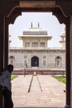  Main gate of I tim?d-ud-Daulah tomb. Agra Main gate of I tim?d-ud-Daulah ... Foto stock