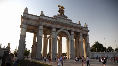 The main gate to the VDNH Expo complex in Moscow. Stock Footage 129924886