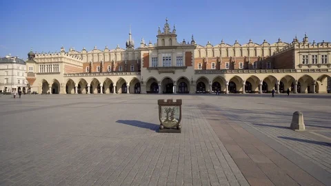 Main Market Square in Krakow. An empty square Video stock 126560529