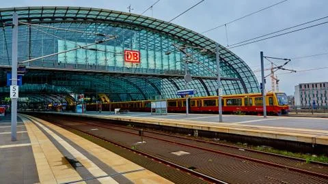 The main railway station in Berlin Stock-Fotos