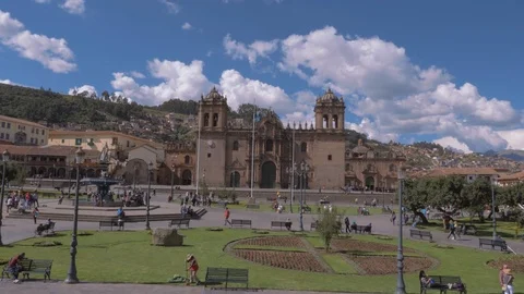 MAIN SQUARE, CUSCO, PERU - APRIL 2018: Revealing shot of the Main Square Stock Footage 91400688