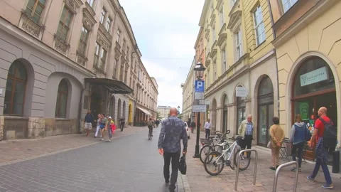 Main Square Of Krakow in time laps, Poland Video stock 131961135