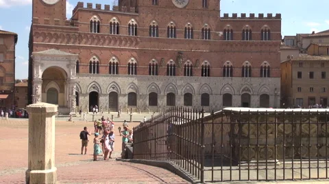 Main square in Piazza del Campo in Siena, 50fps ,real time Stock Footage 67561593