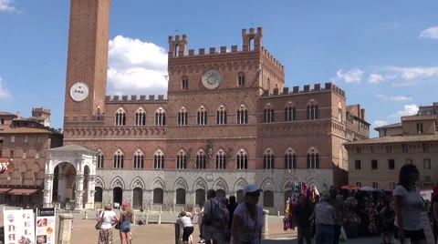 Main square in Piazza del Campo in Siena, 50fps ,real time Stock Footage 67562285
