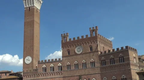Main square in Piazza del Campo in Siena, 50fps ,real time Stock Footage 67562667