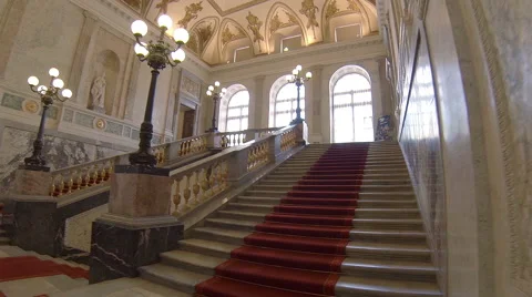 The main staircase in the Mikhailovsky Castle. Video stock 48332766