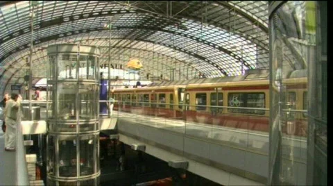 Main station berlin 動画素材 467110