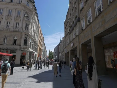 Main street in Munich, Germany Stockbeeldmateriaal 69488513