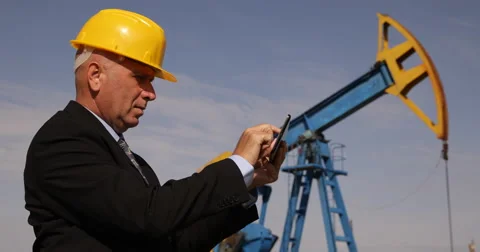 Maintenance Engineer Oil Pump Field Check Petroleum Installations Rig Structure Stock-Footage 50948177
