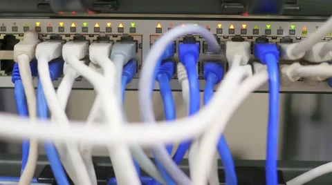 Maintenance work in the server room 库存影片 68645573