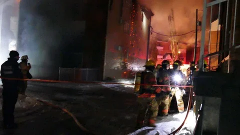 Major fire structure 動画素材 125453402