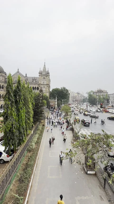 Major traffic jam in front of a busy bazaar in Mumbai. Vertical. Stock Footage 236083972