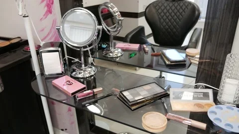 Make up accessories 2 Vídeo Stock 239987240