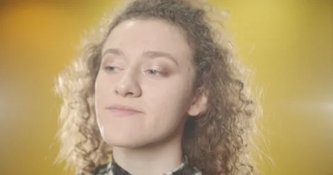 Make up application Video stock 151562409