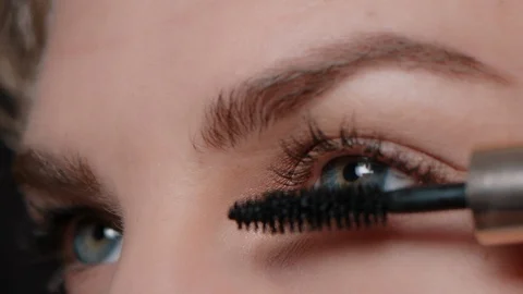 MAKE-UP - Applying Mascara - 4K 動画素材 111056879