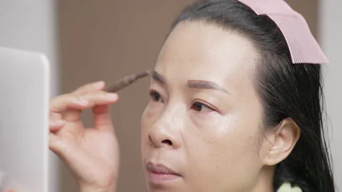 Make-up artist Stock Footage 163138615