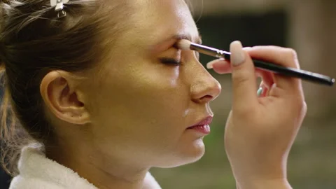 Make Up &amp; Bodypainting 動画素材 283935704