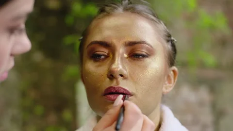 Make Up &amp; Bodypainting 動画素材 283935811