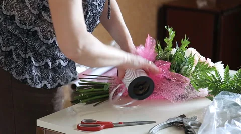 Make bouquet Stock Footage 53007111