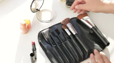 Make up brushes, makeup Stock Footage 65772386