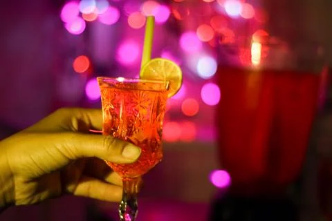 Make cocktail drink Stockfoto's