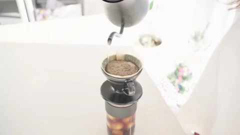 Make drip coffee at the barista. Stock Footage 166135267