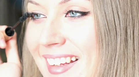 Make up Stock Footage 25273115