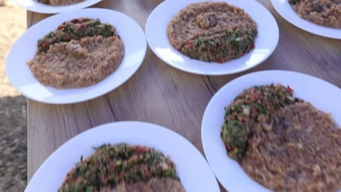 To make green salad  5 Video stock 312948728
