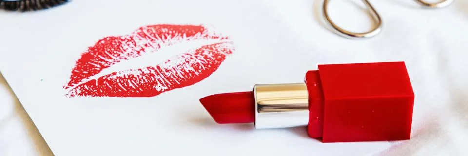 Make up items on white background. Set of luxury decorative cosmetics mockup, Foto stock