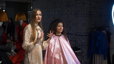 Make-up master class Stock Footage 122704914