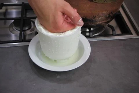Make mozzarella chesse, handmade Stock-Fotos