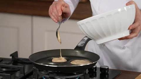 Make pancakes Stock Footage 183571235