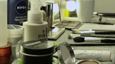 Make up in photo studio Stock Footage 41462948