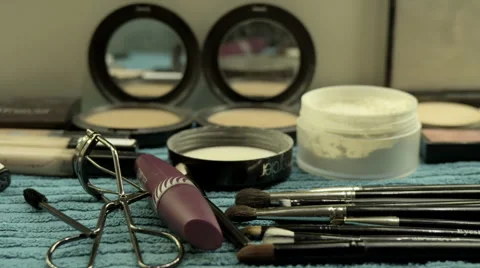 Make up in photo studio Stock Footage 41463134