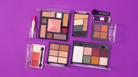 Make up products creative layout move on purple background. Stop motion Stock-Footage 150688827