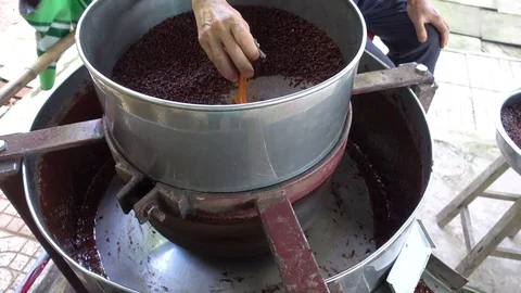 Make raw cocoa at home Stock Footage 83312747