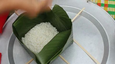 Make rice cakes Stock Footage 34753543