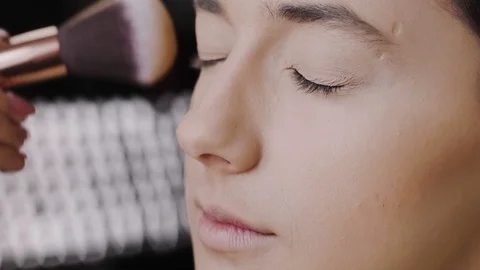 Make up toutorial concept Stock Footage 92577046