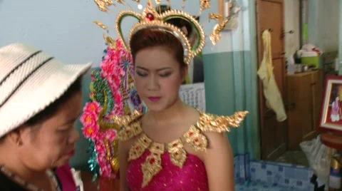 Makeup 4 Stock Footage 488568