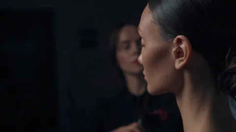 Makeup artist and model Stock Footage 111367908